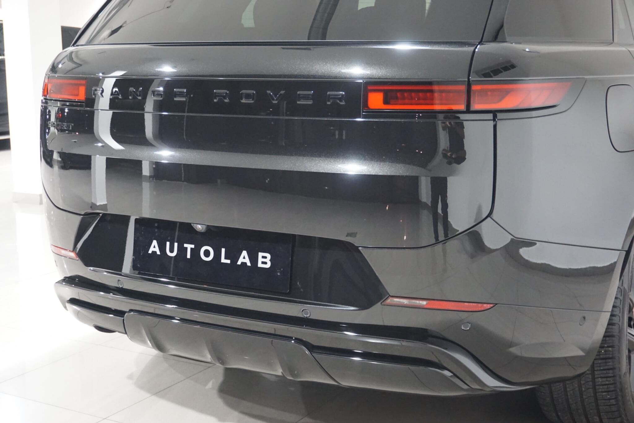 Land Rover Range Rover Sport 3.0 D300 MHEV Dynamic SE Auto 4WD Euro 6 (s/s) 5dr